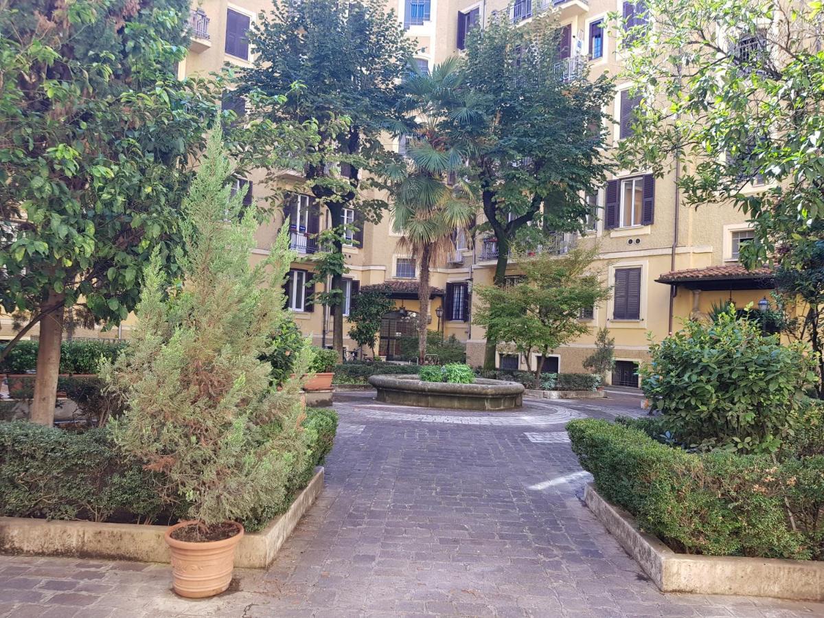 Alexadom Apartment Rome Bagian luar foto